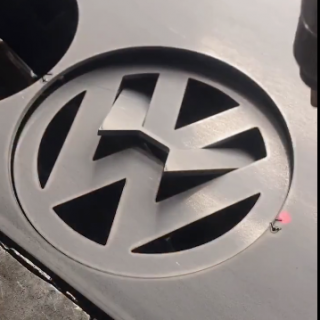 激光切割不銹鋼車標